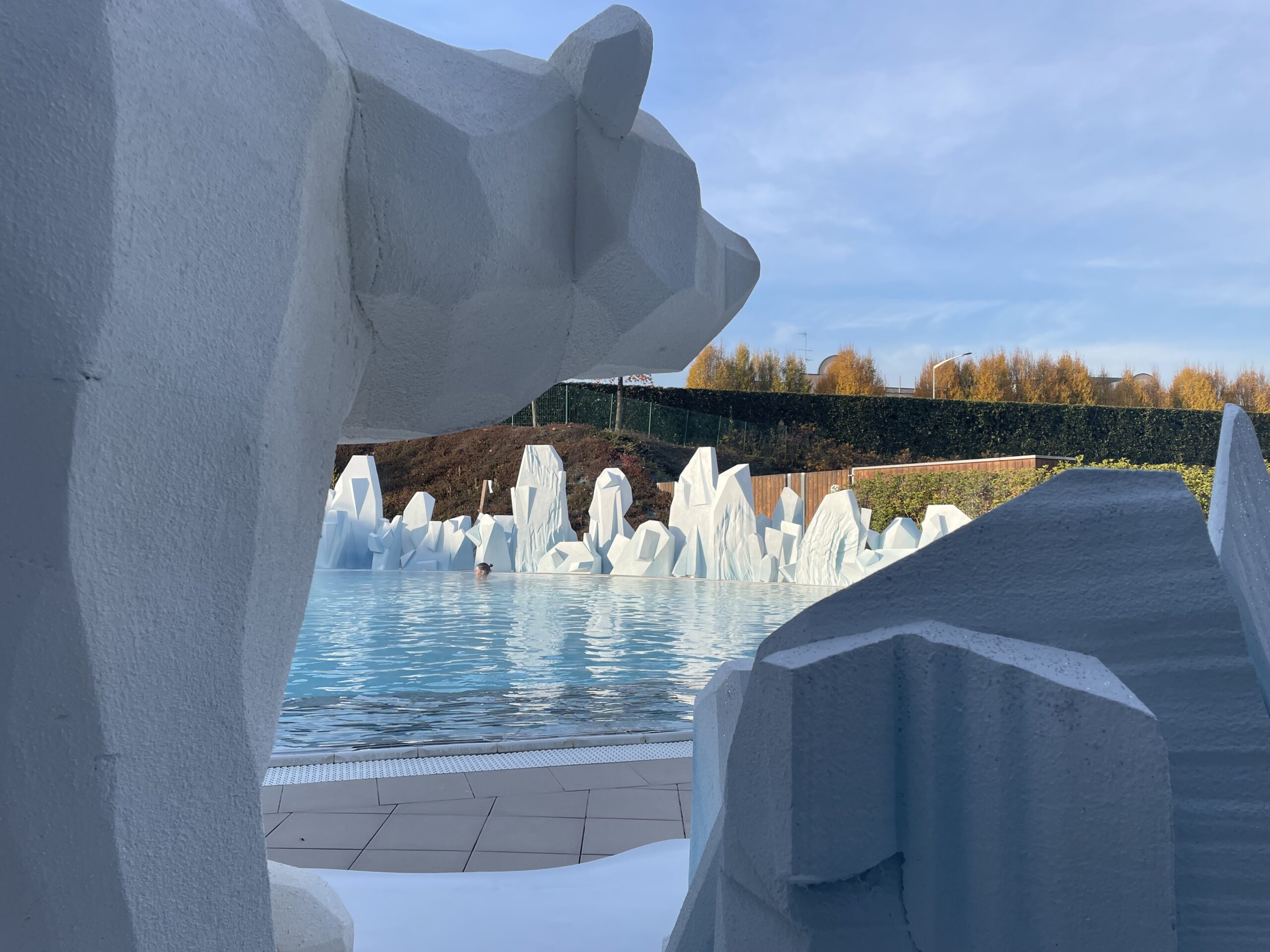 Acquaworld, l’unico parco acquatico al coperto e all’aperto d’Italia, dà il via alla stagione natalizia 2023 con tante iniziative, per vivere insieme la magia del Natale, con un piacevole e costante tepore a 32° gradi.